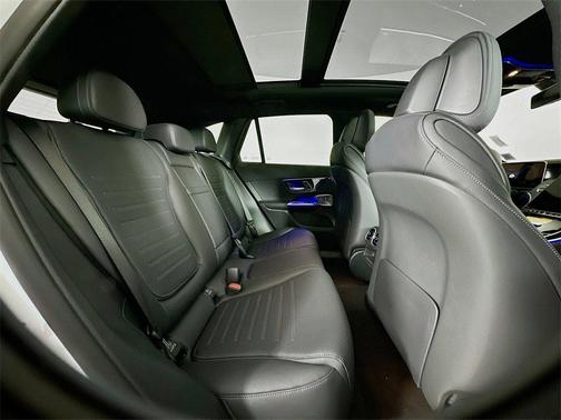 2025 Mercedes-Benz GLC 350e Base 4MATIC