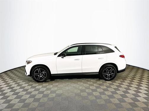 2025 Mercedes-Benz GLC 300 Base 4MATIC