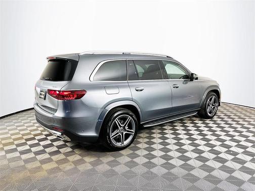 2026 Mercedes-Benz GLS 450 4MATIC