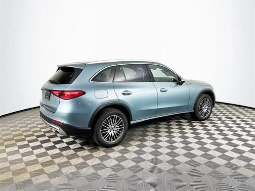 2026 Mercedes-Benz GLC 300 Base 4MATIC