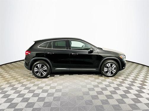 2025 Mercedes-Benz GLA 250 Base 4MATIC