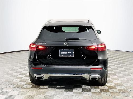 2025 Mercedes-Benz GLA 250 Base 4MATIC