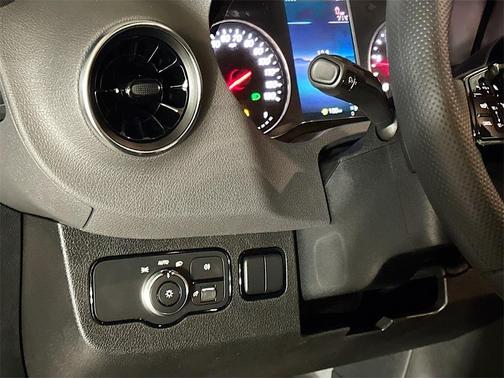 2025 Mercedes-Benz Sprinter 2500 144 WB Standard Roof Crew