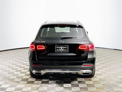 2022 Mercedes-Benz GLC 300 Base 4MATIC