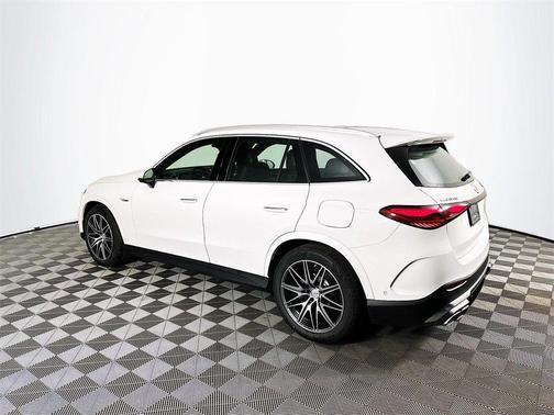 2025 Mercedes-Benz AMG GLC 63 S E Performance