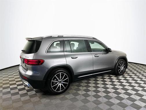 2025 Mercedes-Benz AMG GLB 35 Base