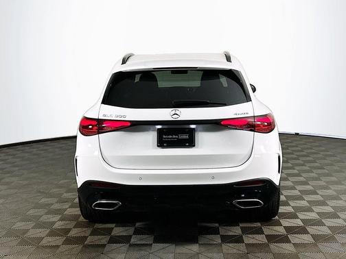 2025 Mercedes-Benz GLC 300 Base 4MATIC