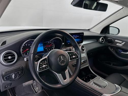 2022 Mercedes-Benz GLC 300 Base 4MATIC