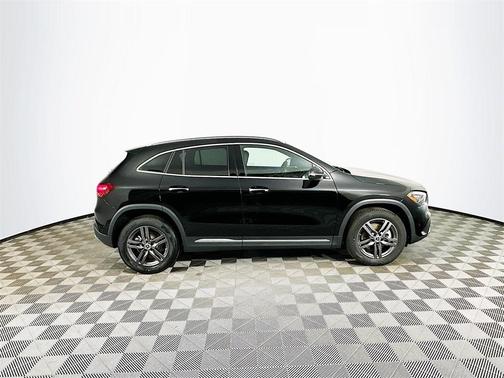 2025 Mercedes-Benz GLA 250 Base 4MATIC
