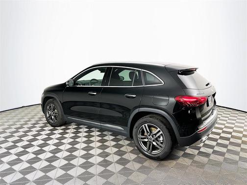 2025 Mercedes-Benz GLA 250 Base 4MATIC