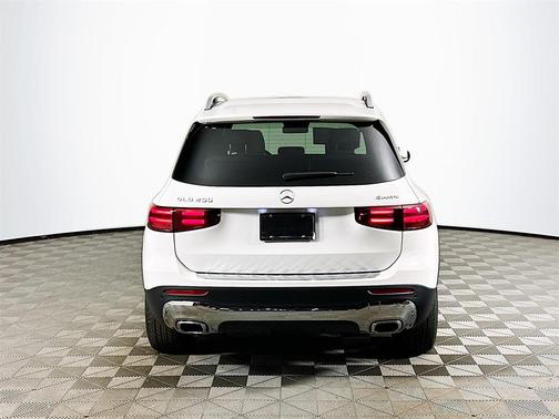 2026 Mercedes-Benz GLB 250 Base 4MATIC