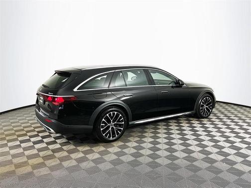 2025 Mercedes-Benz E-Class E 450 4MATIC