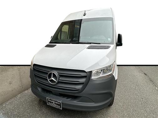 2025 Mercedes-Benz Sprinter 2500 Standard Roof