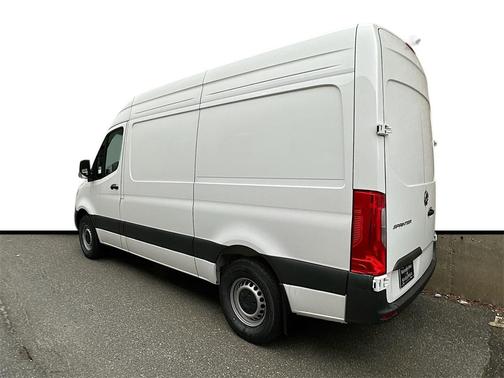 2025 Mercedes-Benz Sprinter 2500 Standard Roof