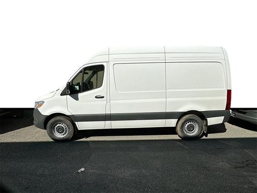 2025 Mercedes-Benz Sprinter 2500 Standard Roof