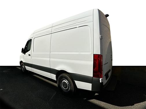2025 Mercedes-Benz Sprinter 2500 Standard Roof