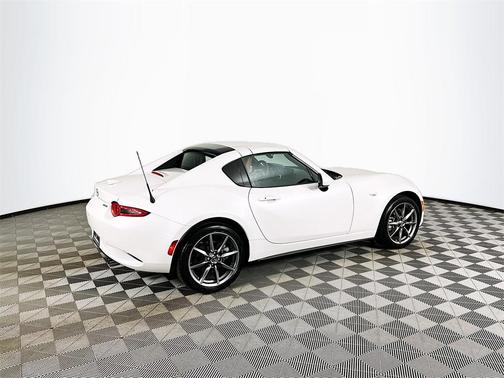 2023 Mazda MX-5 Miata RF Grand Touring