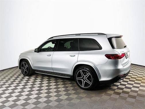 2026 Mercedes-Benz GLS 450 4MATIC