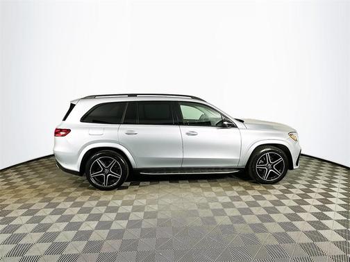 2026 Mercedes-Benz GLS 450 4MATIC
