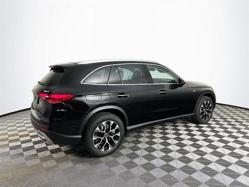 2025 Mercedes-Benz GLC 350e Base 4MATIC