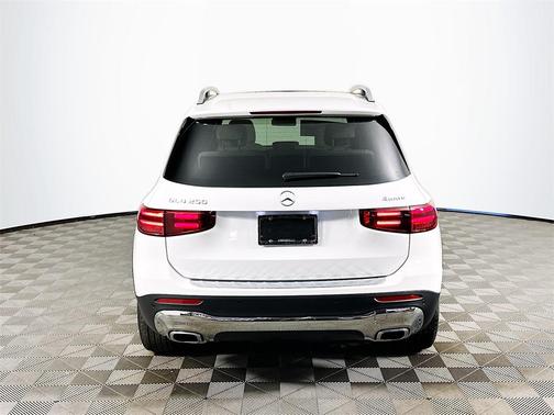 2026 Mercedes-Benz GLB 250 Base 4MATIC