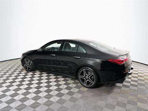 2022 Mercedes-Benz CLA 250 Base 4MATIC