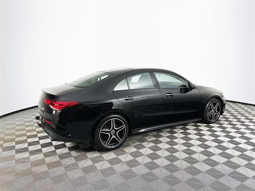 2022 Mercedes-Benz CLA 250 Base 4MATIC