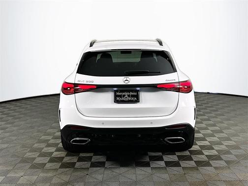 2025 Mercedes-Benz GLC 300 Base 4MATIC