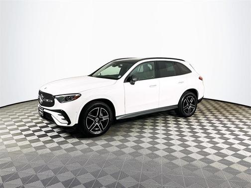 2025 Mercedes-Benz GLC 300 Base 4MATIC