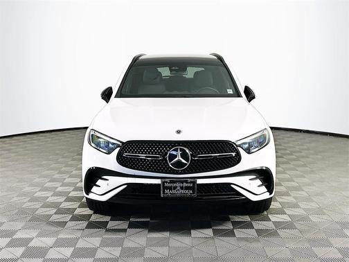 2025 Mercedes-Benz GLC 300 Base 4MATIC