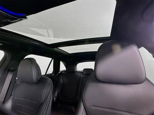 2025 Mercedes-Benz GLC 350e Base 4MATIC