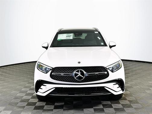 2025 Mercedes-Benz GLC 350e Base 4MATIC