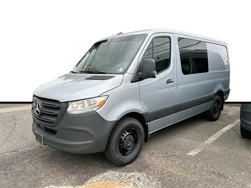 2025 Mercedes-Benz Sprinter 2500 144 WB Standard Roof Crew