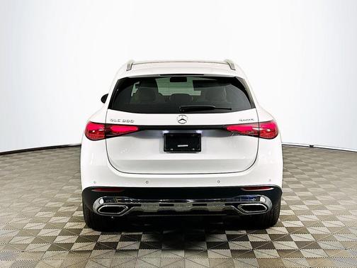 2026 Mercedes-Benz GLC 300 Base 4MATIC