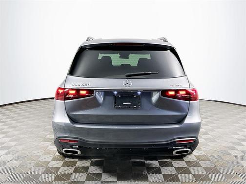 2025 Mercedes-Benz GLS 450 4MATIC