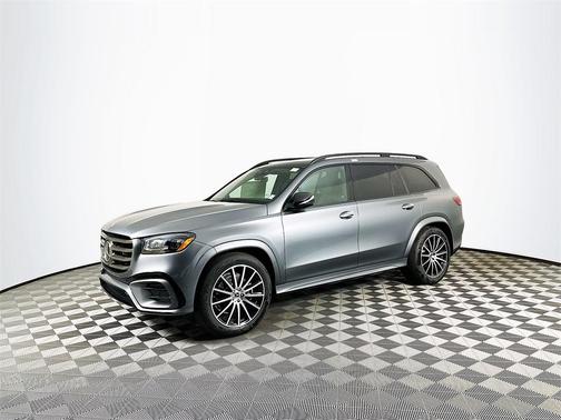 2025 Mercedes-Benz GLS 450 4MATIC