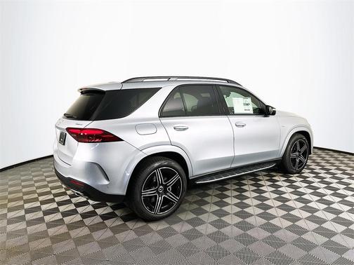 2025 Mercedes-Benz GLE 450e 4MATIC