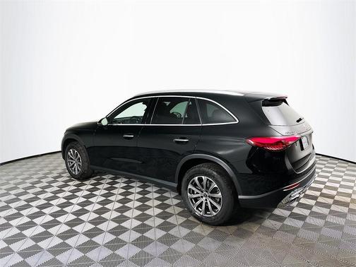 2025 Mercedes-Benz GLC 300 Base 4MATIC
