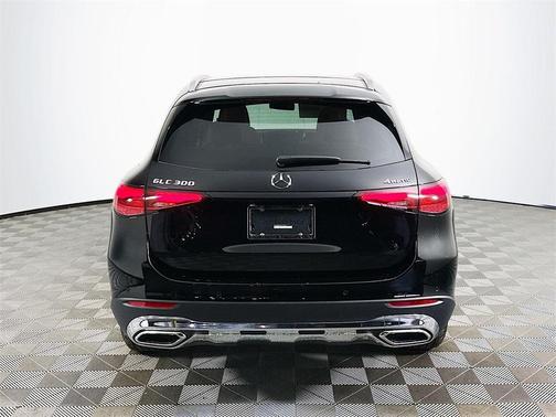 2025 Mercedes-Benz GLC 300 Base 4MATIC