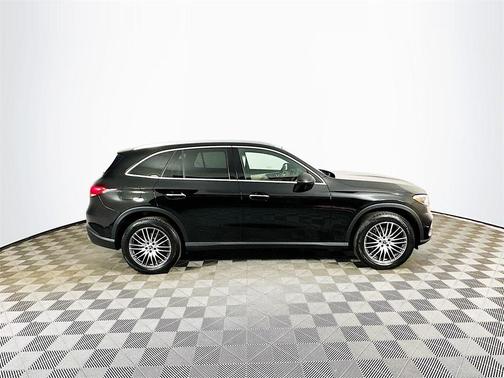 2024 Mercedes-Benz GLC 300 Base 4MATIC
