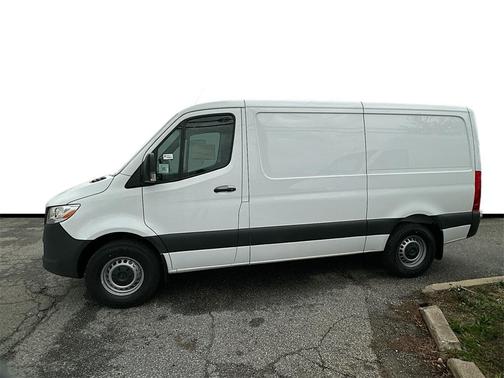2025 Mercedes-Benz Sprinter 2500 Standard Roof