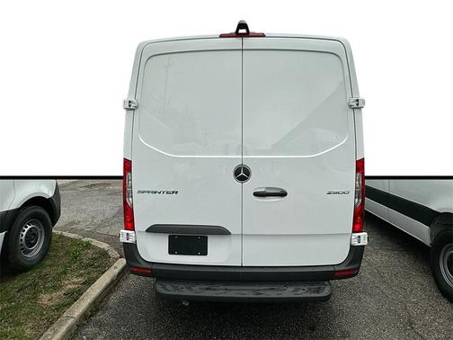 2025 Mercedes-Benz Sprinter 2500 Standard Roof