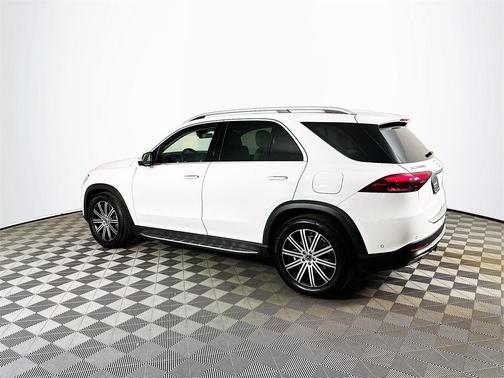 2025 Mercedes-Benz GLE 450e 4MATIC