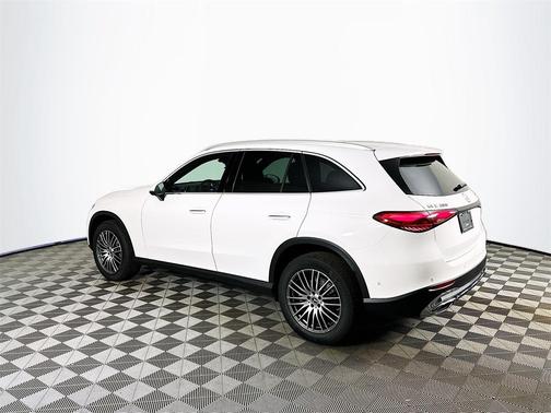 2026 Mercedes-Benz GLC 300 Base 4MATIC