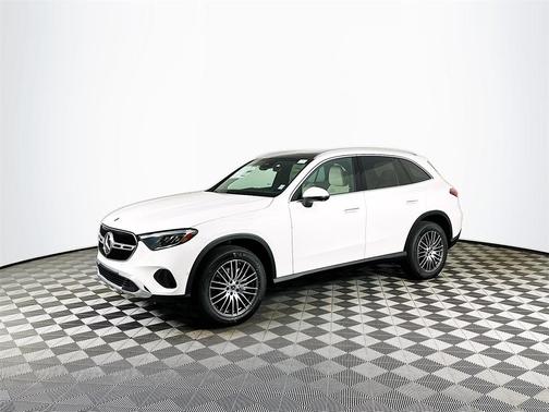 2025 Mercedes-Benz GLC 300 Base 4MATIC