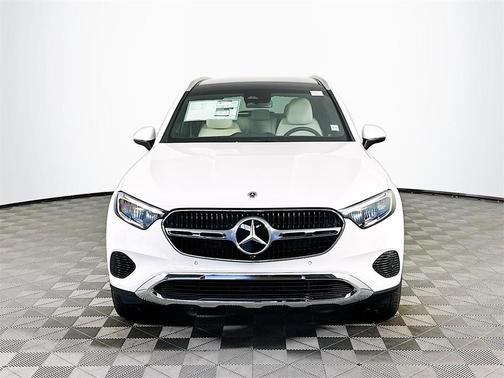 2025 Mercedes-Benz GLC 300 Base 4MATIC