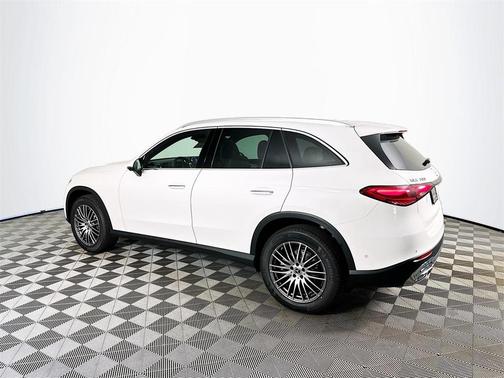 2025 Mercedes-Benz GLC 300 Base 4MATIC