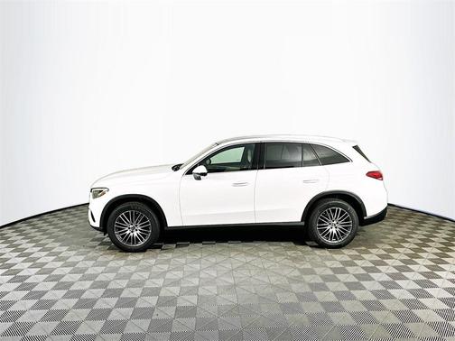 2025 Mercedes-Benz GLC 300 Base 4MATIC