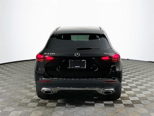 2026 Mercedes-Benz GLA 250 Base 4MATIC