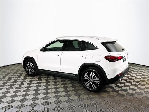 2025 Mercedes-Benz GLA 250 Base 4MATIC